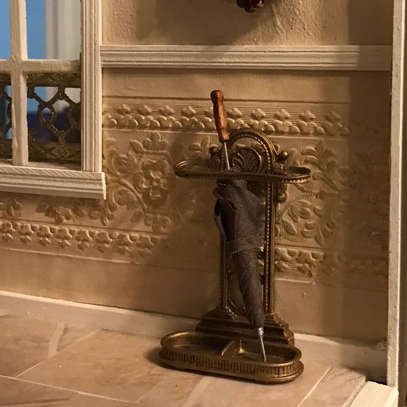 Vintage Artist signed Miniature Brass Umbrella Stand 1:12 scale - Picture 6 of 6